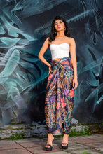 Load image into Gallery viewer, Singapore Girl Skirt (Black)