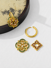 Load image into Gallery viewer, Kebaya Pearl Earrings