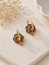 Load image into Gallery viewer, Héritage Petal Earrings
