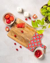 Load image into Gallery viewer, The Blue Merlion Series Cheese Board