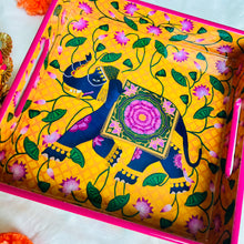 Load image into Gallery viewer, Royal Elephant Tray and Coaster Set
