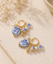 Load image into Gallery viewer, Celestial Blue Earrings
