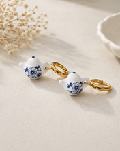 Load image into Gallery viewer, Imperial Kettle Earrings
