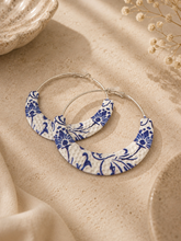 Load image into Gallery viewer, Ming Bloom Hoops
