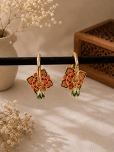 Load image into Gallery viewer, Koon Seng Bloom Earring
