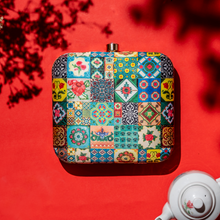 Load image into Gallery viewer, Peranakan Tile Design Box Clutch
