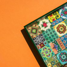 Load image into Gallery viewer, Peranakan Tiles Tray - Collage Emerald
